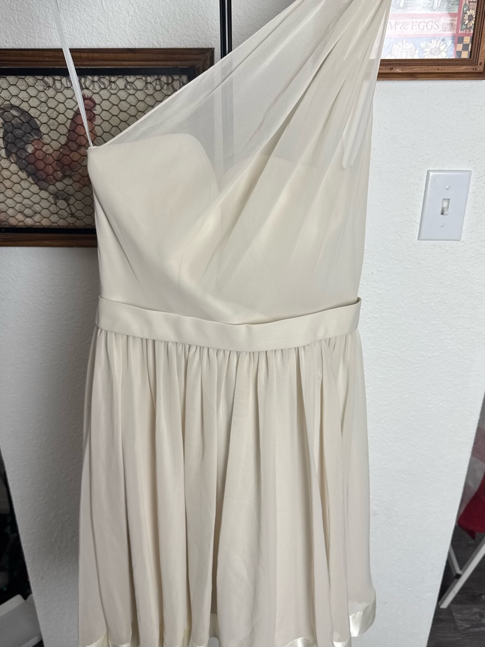 Wtoo One-Shoulder Cream Cocktail Dress brand new with tags size 10
